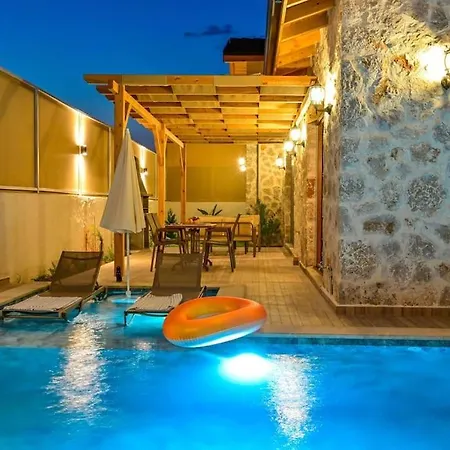 Vilă Canoezue 5 *